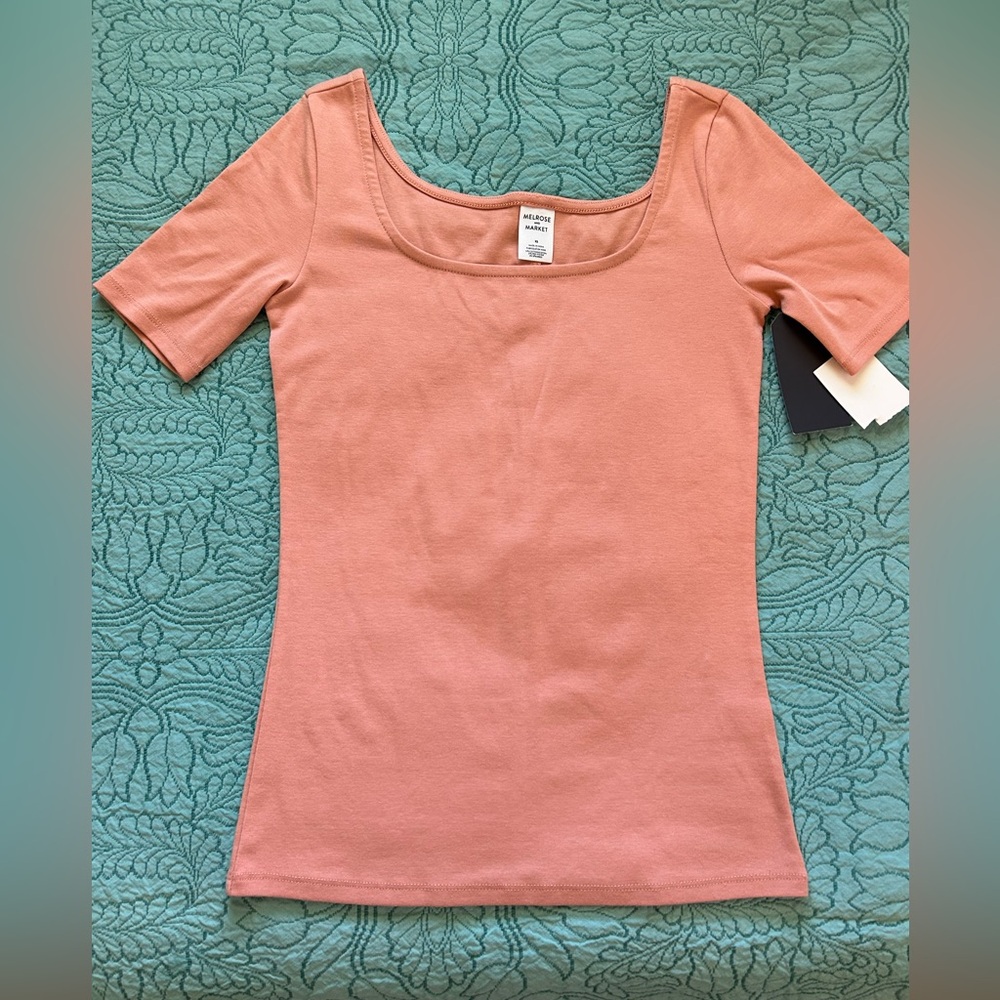 Melrose and Market Blush T